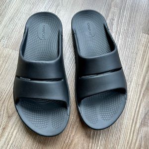 OOFOS Recovery Sport Slides